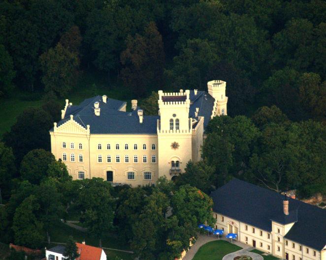 Na prohlídku interiéru, na pivo i oběd