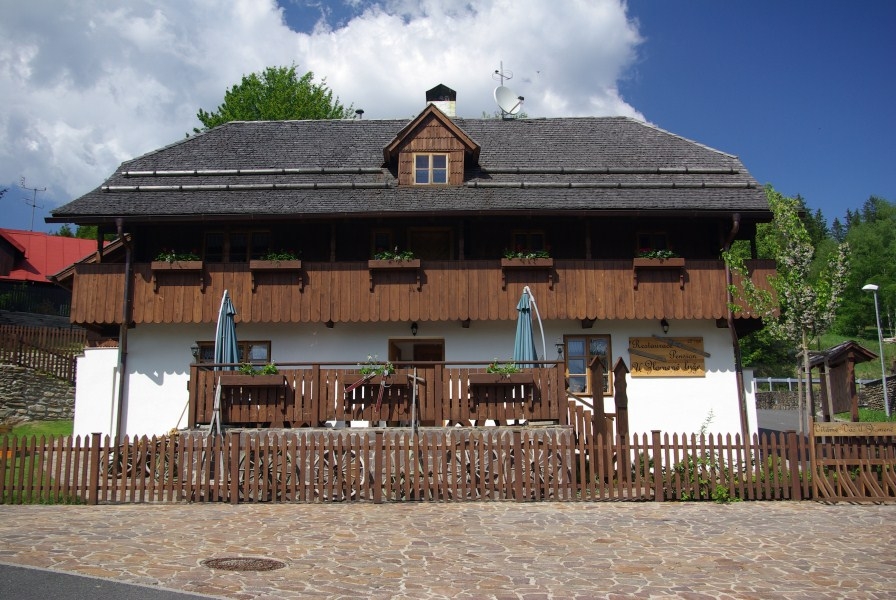 I velcí cestovatelé občas potřebují někde složit hlavu