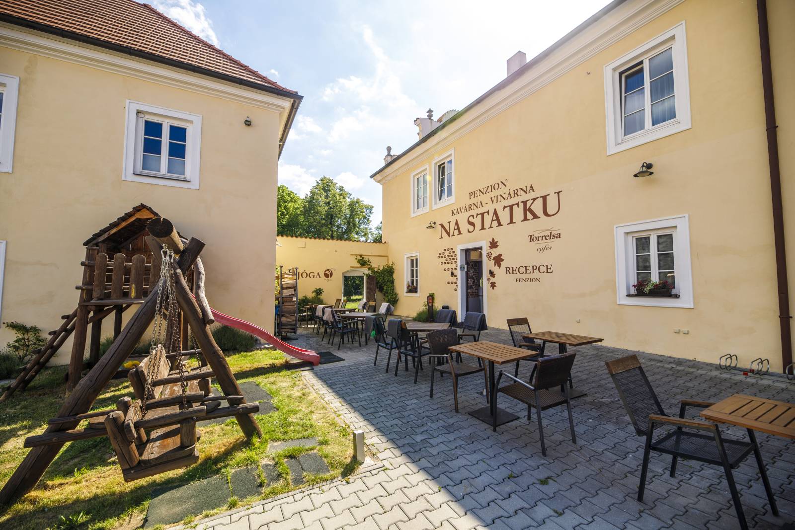 Dobří dobříšští hostitelé